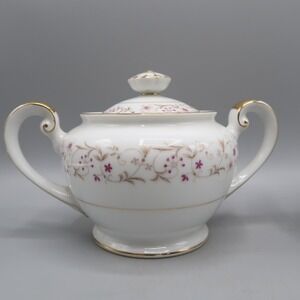 Kyoto Fine China Embassy Sugar Bowl with Lid  & Creamer‎ #8082 Japan Floral